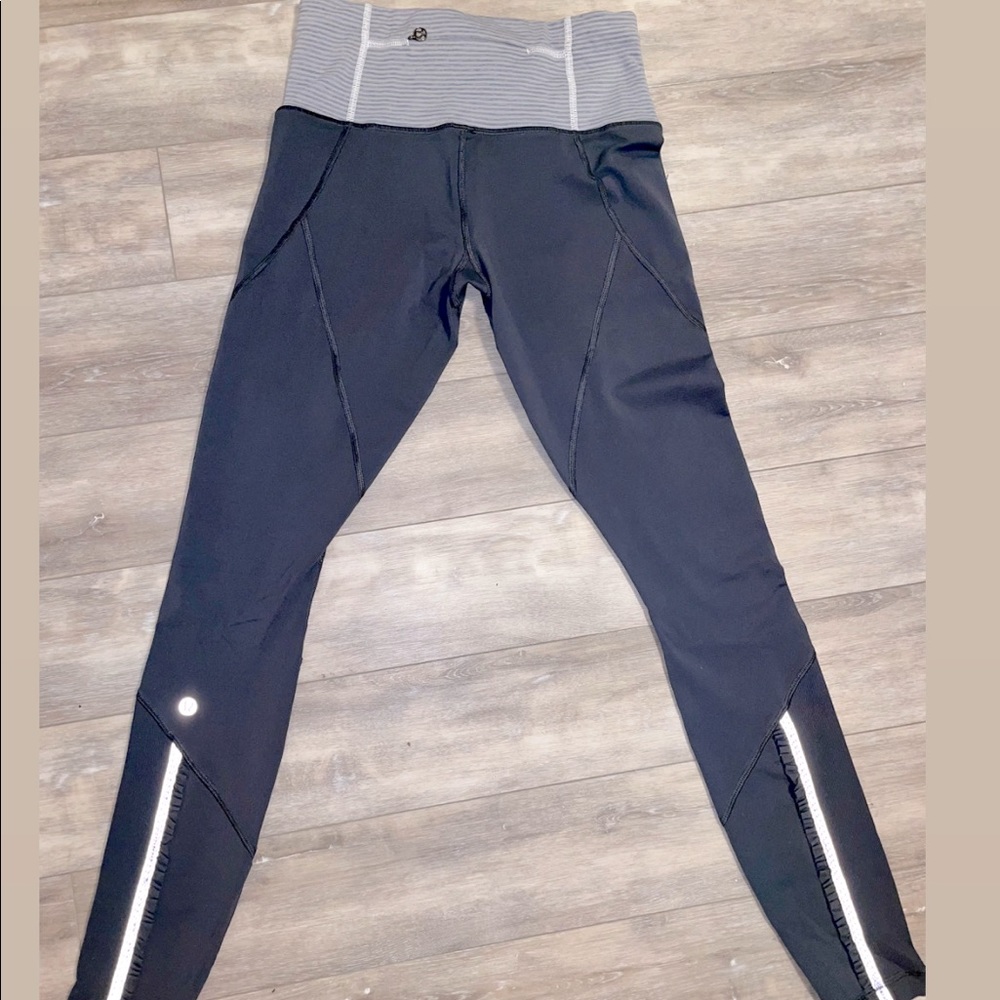 Lululemon Athletica grey leggings Size 6